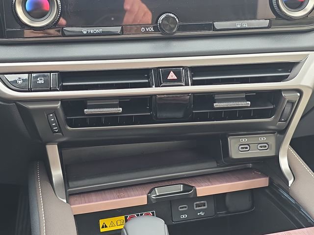 Used 2025 Lexus RX 350 AWD w/ Convenience Package image 23