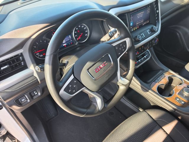 Used 2021 GMC Acadia SLE w/ Driver Convenience Package FWD image 18