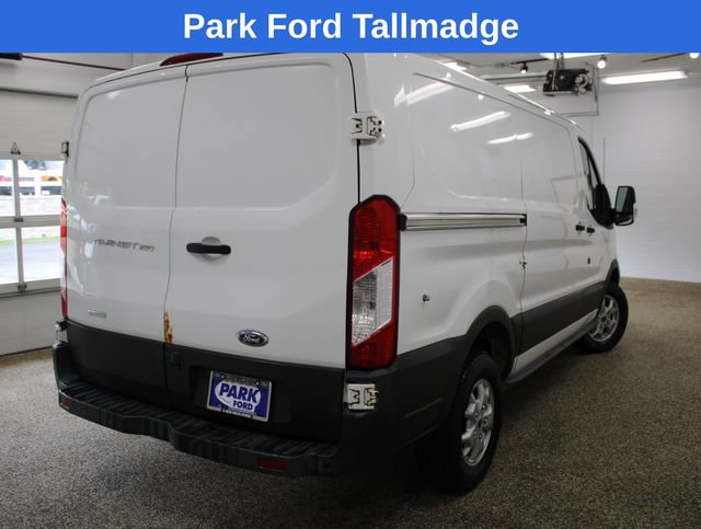 Used 2016 Ford Transit 250 130 Low Roof RWD image 6