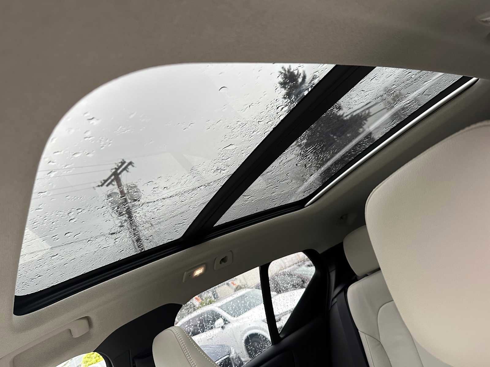 New 2026 Volvo XC40 B5 Ultra w/ Climate Package image 23