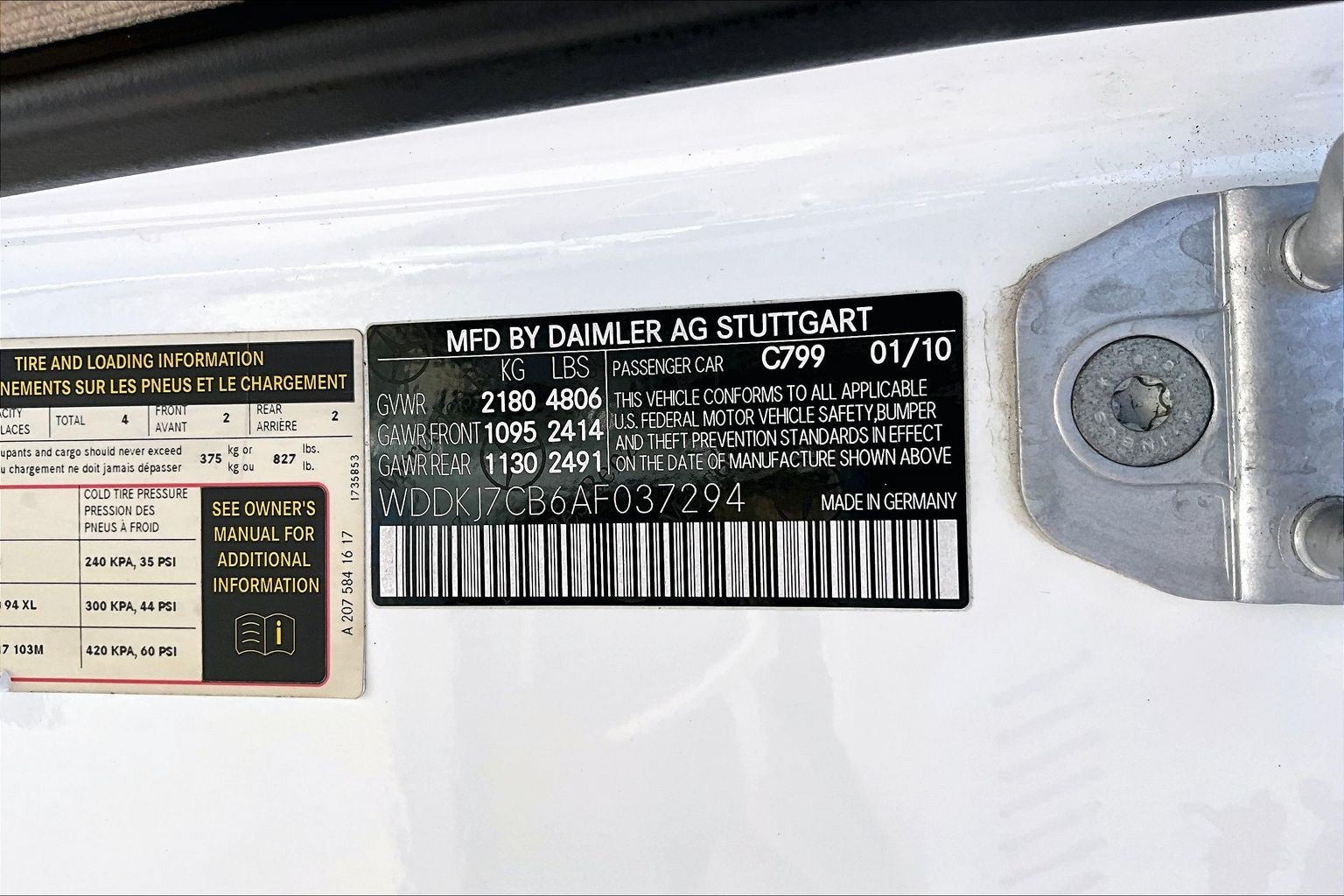 Used 2010 Mercedes-Benz E 550 Coupe w/ Premium 2 Pkg image 32