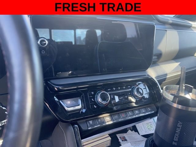 Used 2024 GMC Sierra 2500 AT4X image 14