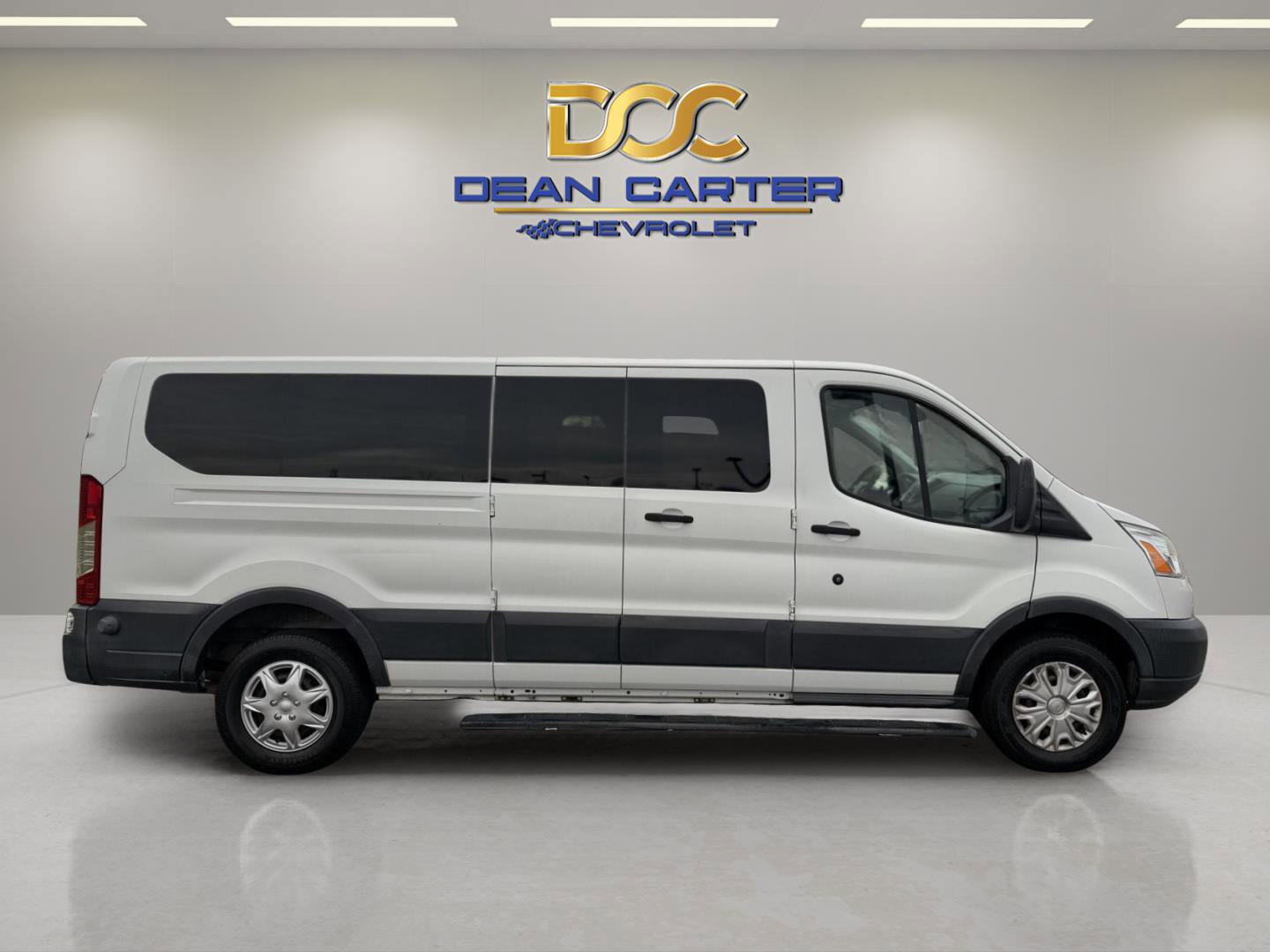 Used 2015 Ford Transit 350 XLT image 8