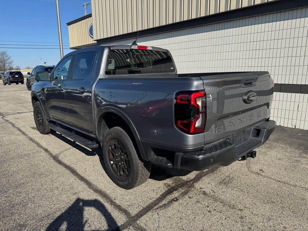 Used 2025 Ford Ranger Lariat w/ Black Appearance Package image 3
