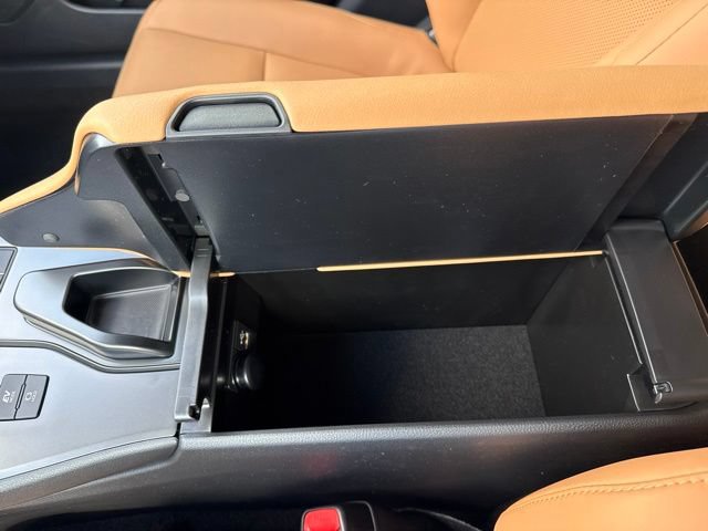 New 2026 Lexus UX 300h AWD w/ Accessory Package (2T) image 20