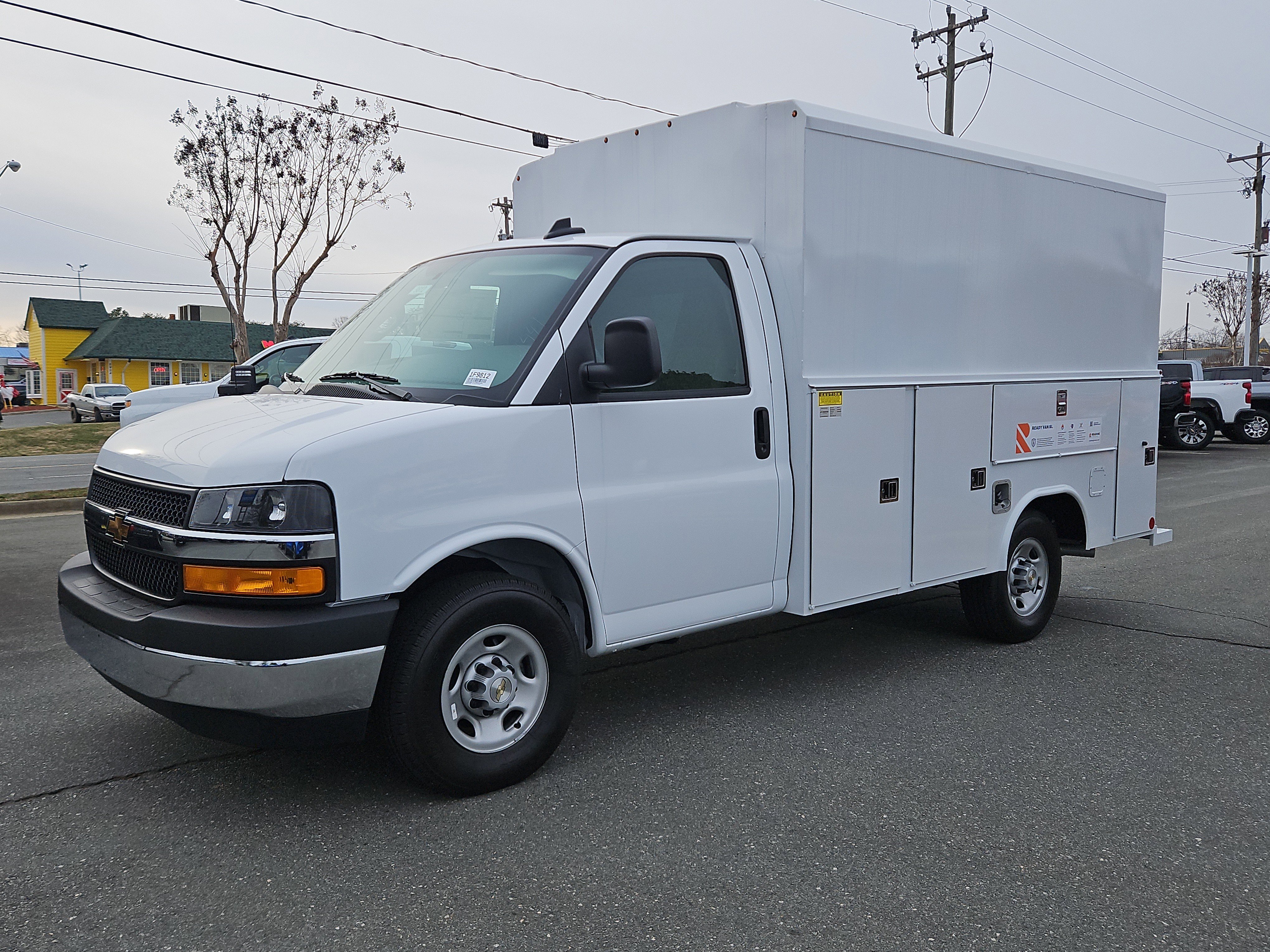 New 2026 Chevrolet Express 3500 w/ Power Convenience Package