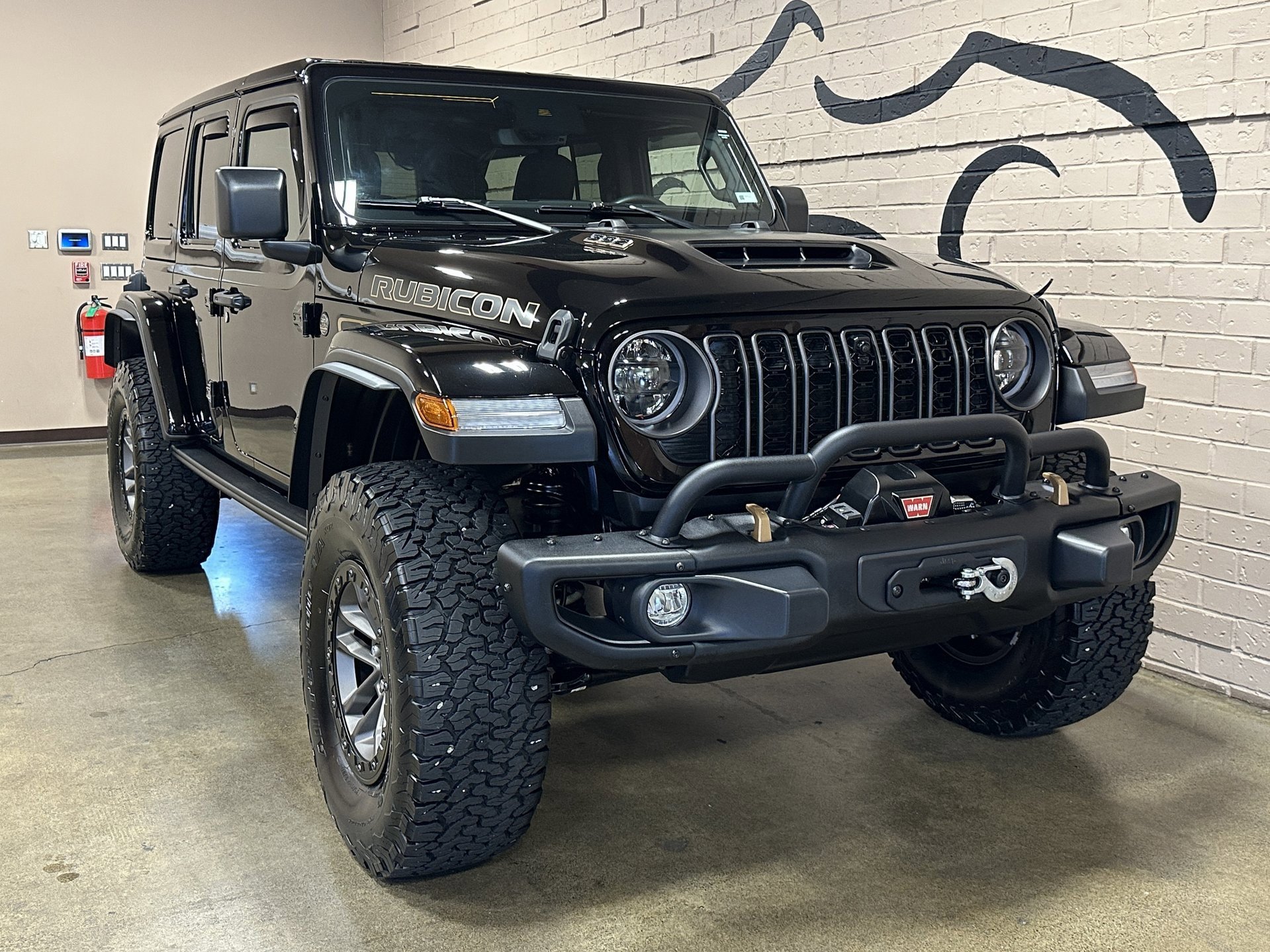 Used 2024 Jeep Wrangler Unlimited Rubicon 392 image 13