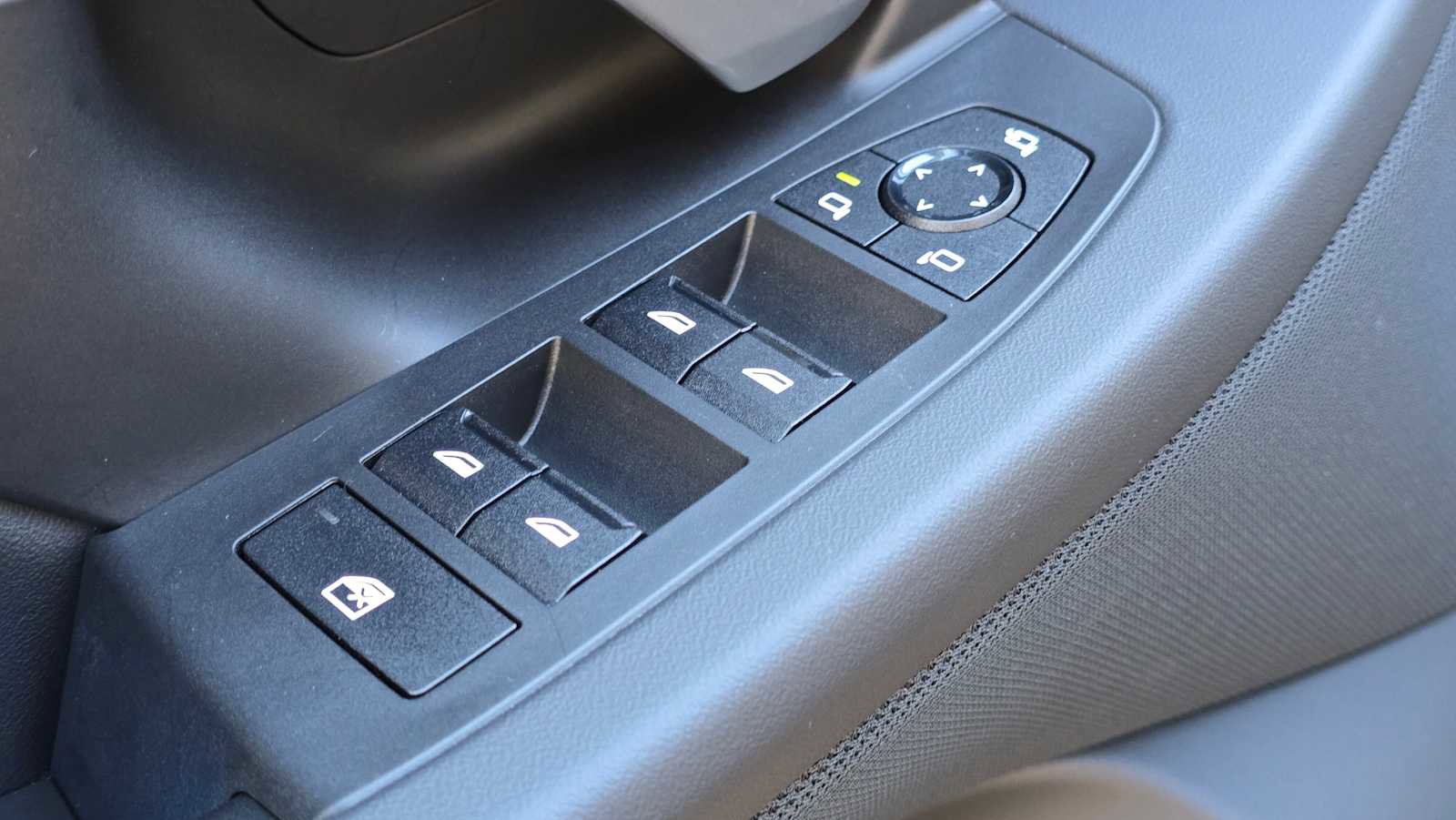 Used 2025 BMW i5 xDrive40 w/ M Sport Package image 24