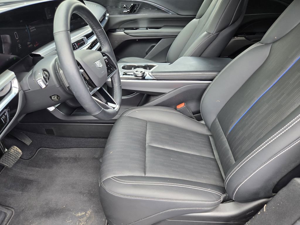 Certified 2024 Cadillac Lyriq Sport AWD/4WD image 7