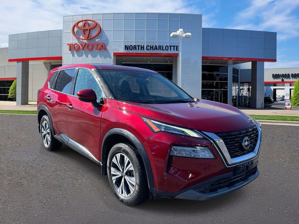 Used 2022 Nissan Rogue SV image 3