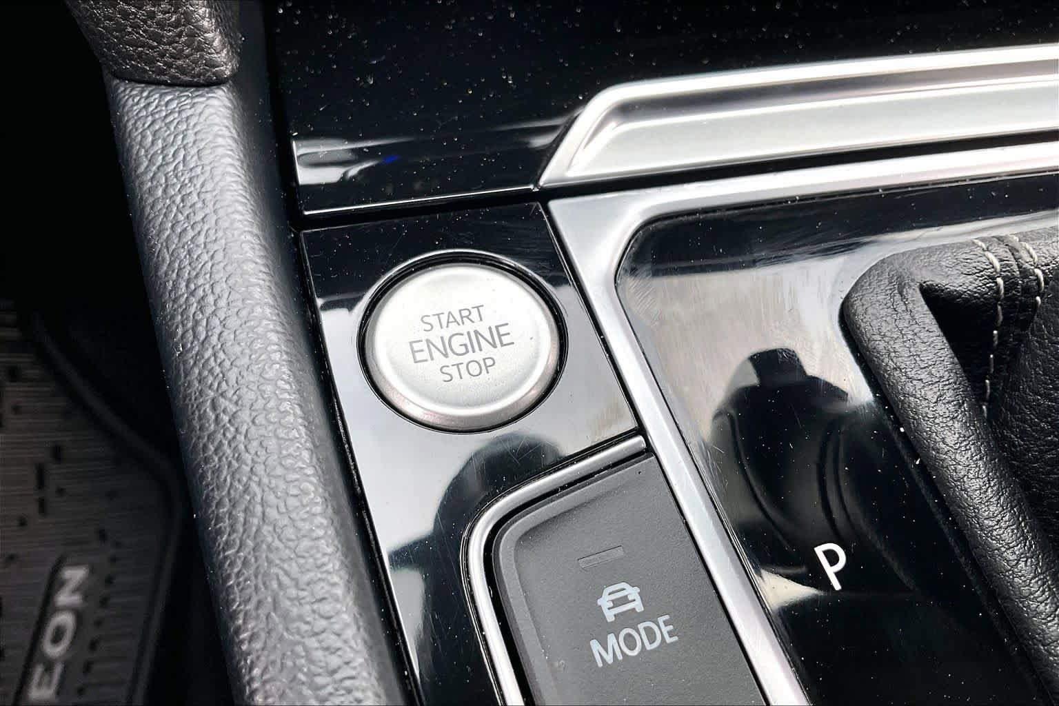Used 2022 Volkswagen Arteon SE FWD image 35