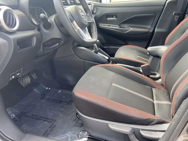 Used 2023 Nissan Versa SR w/ Trunk Package image 12