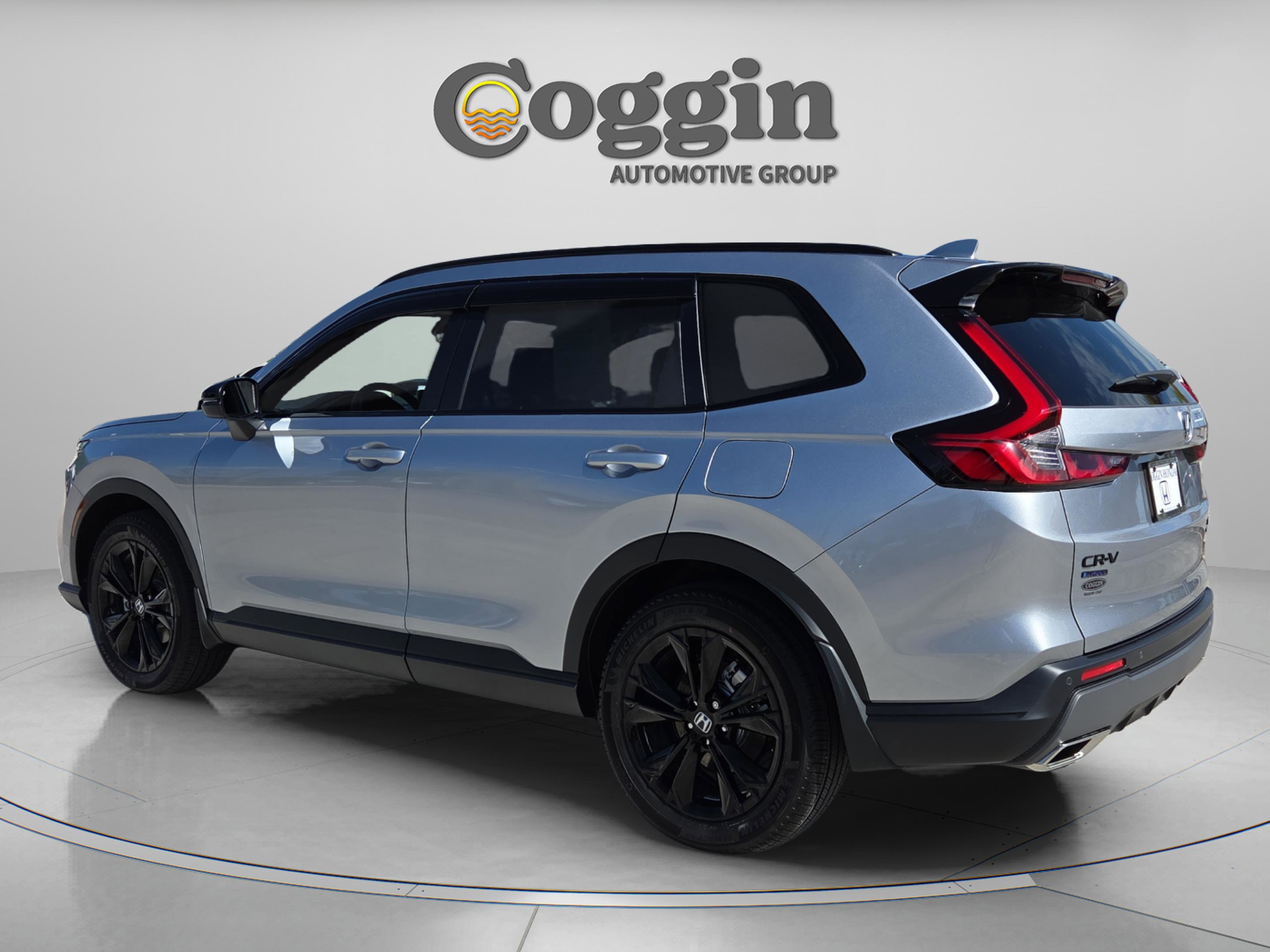 Used 2026 Honda CR-V Sport Touring image 3