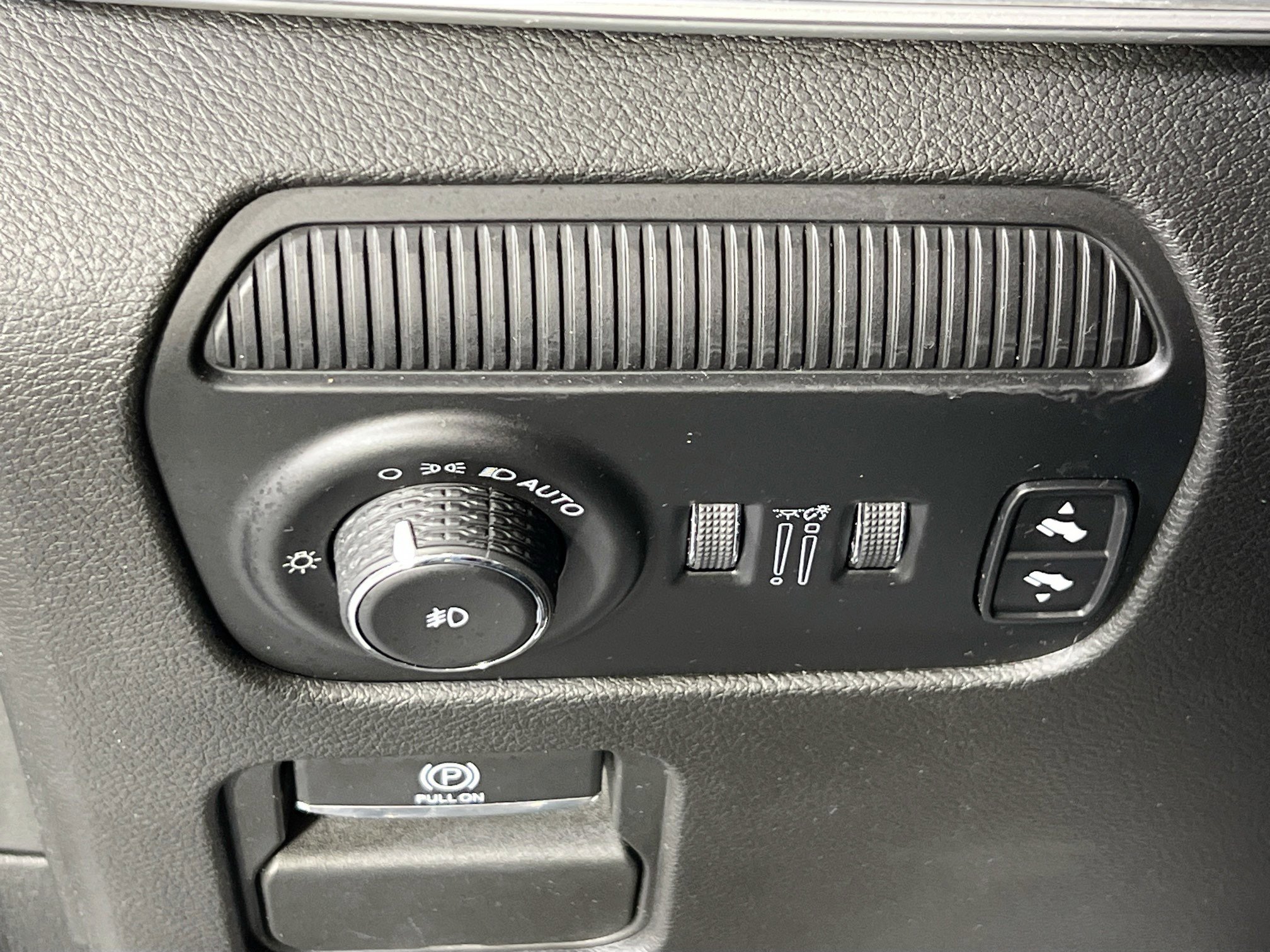 Used 2022 Jeep Wagoneer Series II image 10