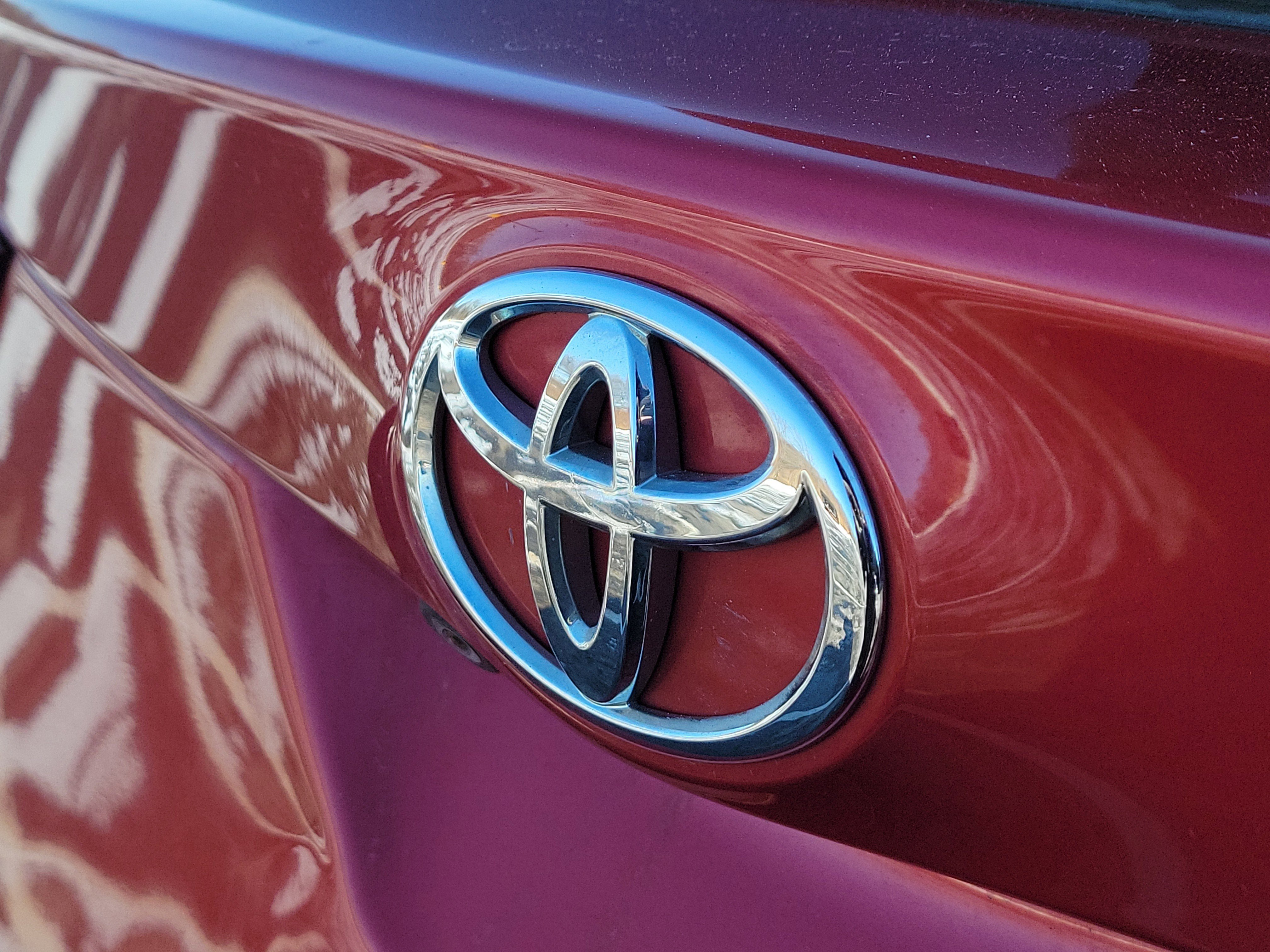 Used 2017 Toyota Corolla iM w/ All-Weather Mat Package image 6