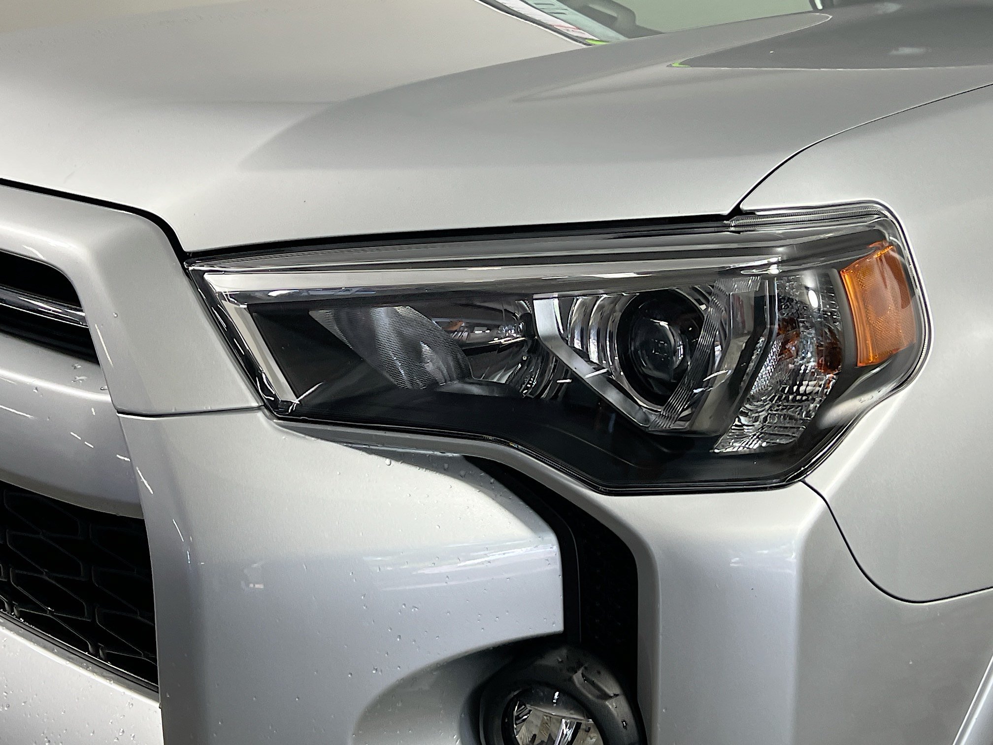 Used 2024 Toyota 4Runner SR5 AWD/4WD image 12