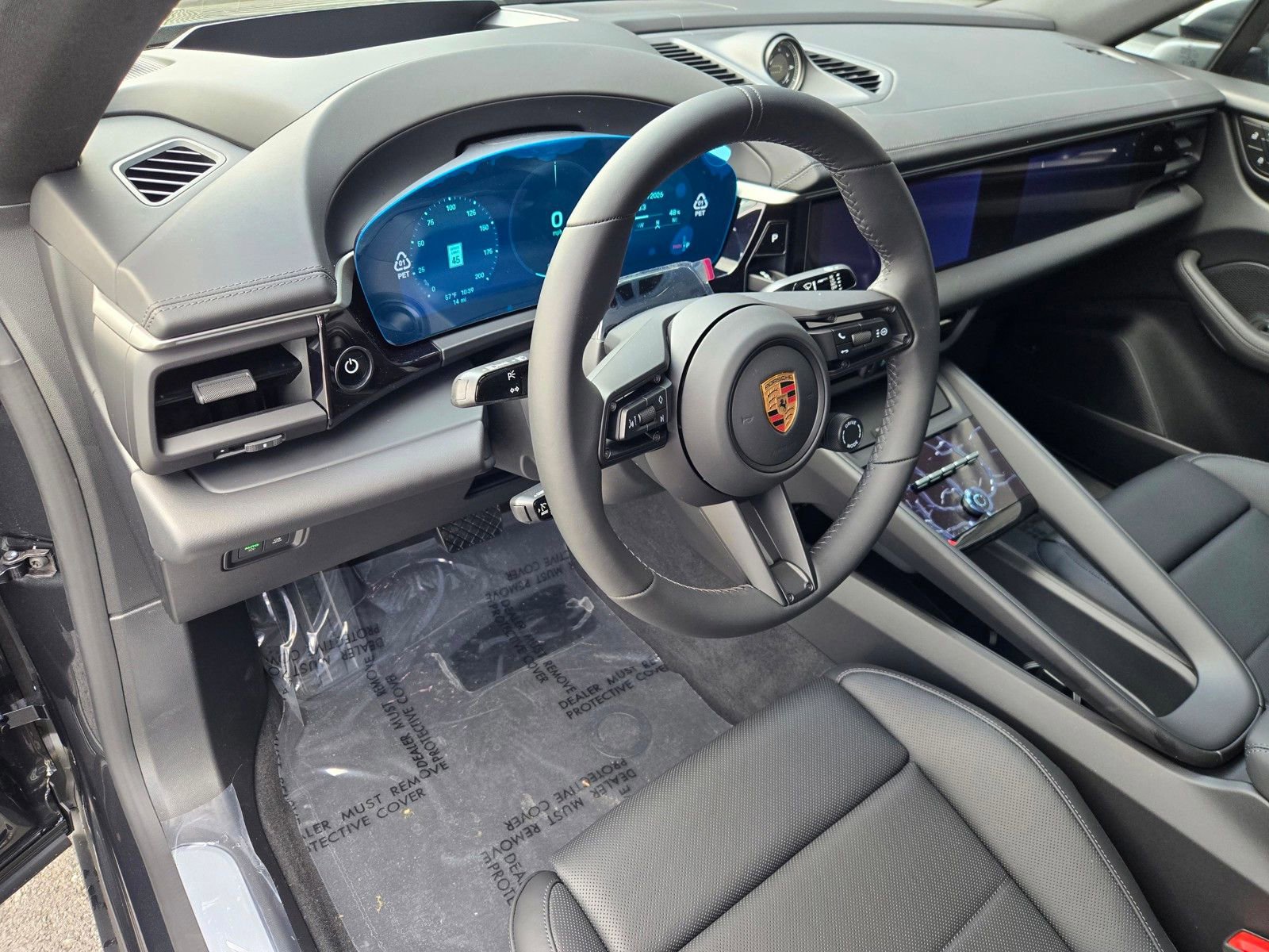 New 2026 Porsche Macan 4 Electric AWD/4WD image 4