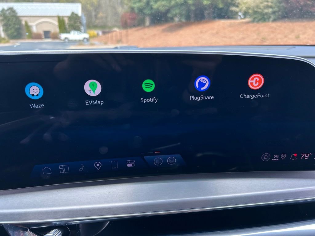 Used 2024 Cadillac Lyriq Luxury w/ LPO, Floor Liner Package image 28