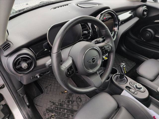 Used 2024 MINI Cooper SE image 10