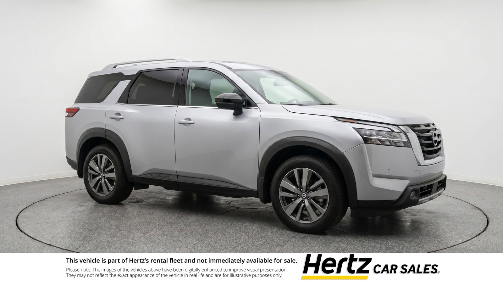 Used 2025 Nissan Pathfinder SV FWD image 1