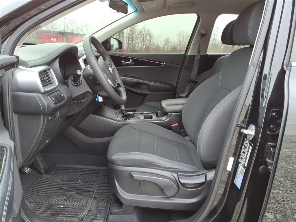 Used 2020 Kia Sorento L image 13