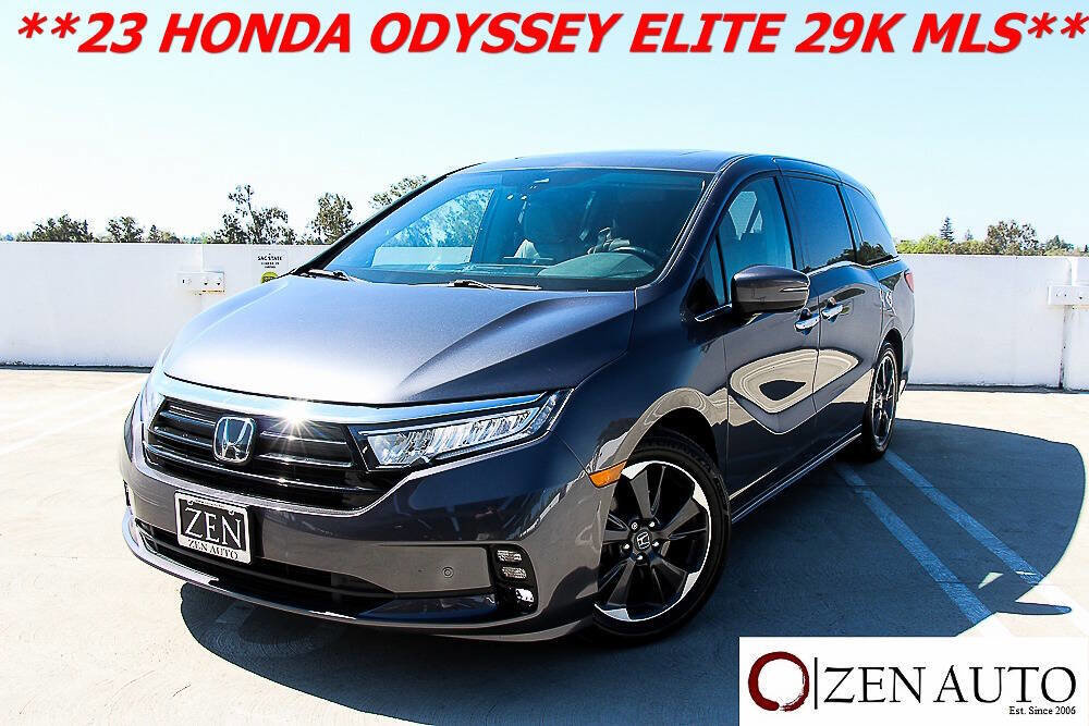 Used 2023 Honda Odyssey Elite image 3