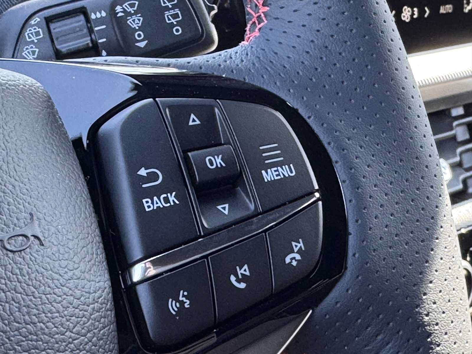 New 2026 Ford Explorer ST-Line w/ ST-Line Street Pack AWD/4WD image 15