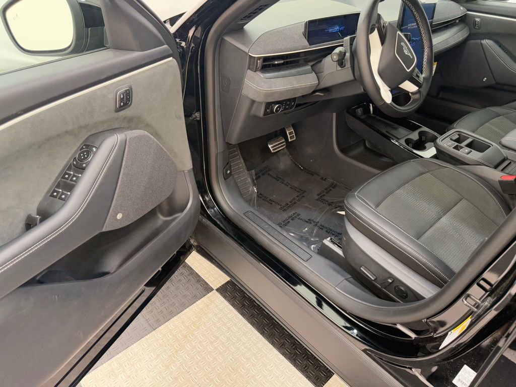 New 2025 Ford Mustang Mach-E GT w/ Interior Protection Package image 31
