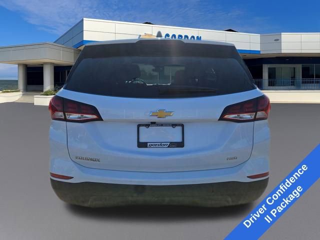 Used 2023 Chevrolet Equinox LS w/ LS Convenience Package image 4