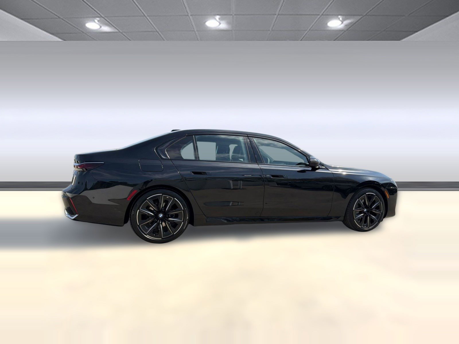 New 2026 BMW 740i image 18