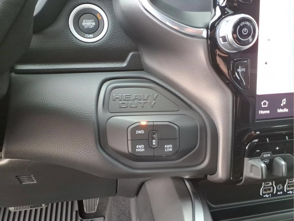 New 2026 RAM 2500 Laramie w/ Night Edition AWD/4WD image 22