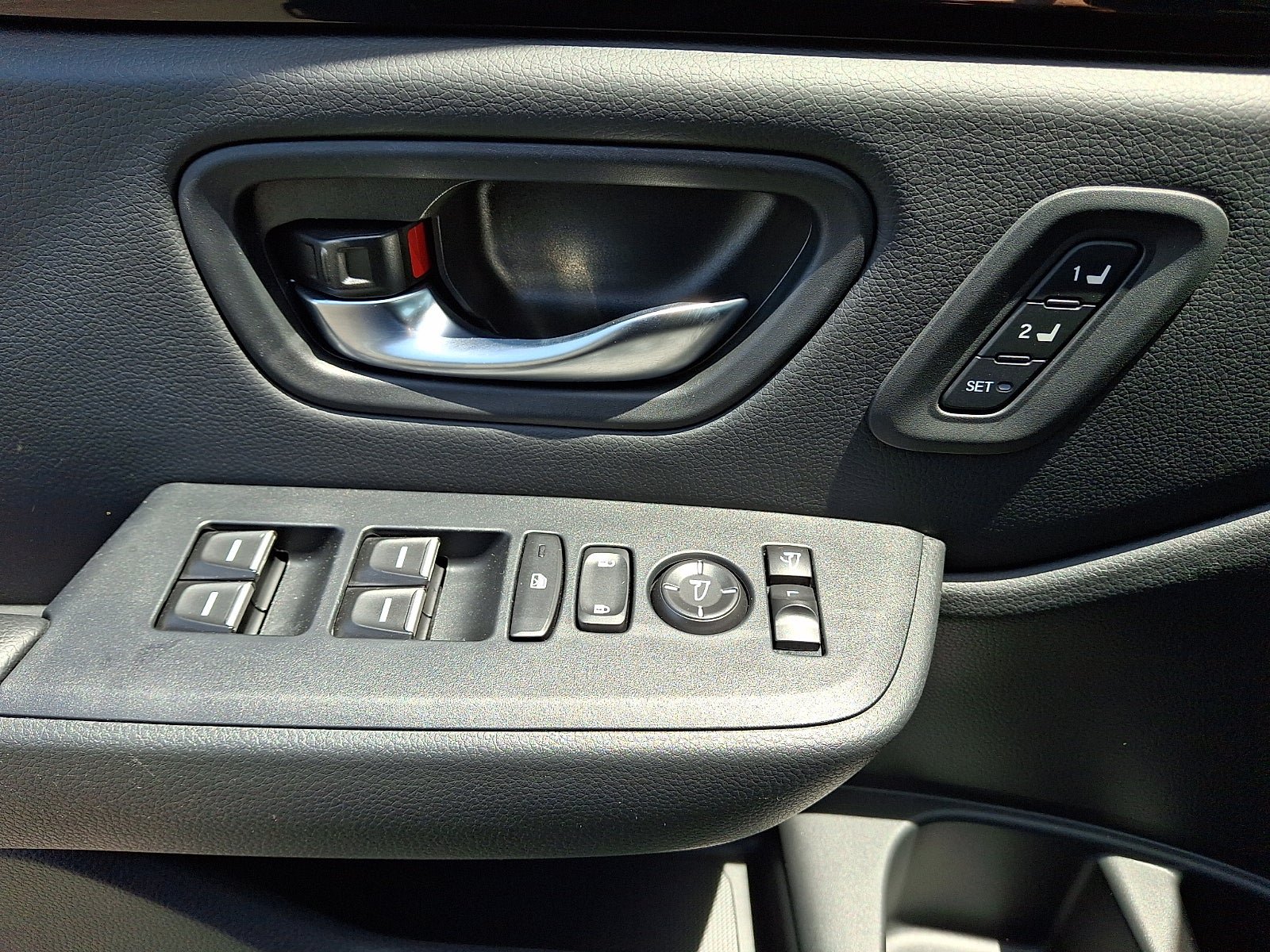 Used 2024 Honda Pilot TrailSport image 14