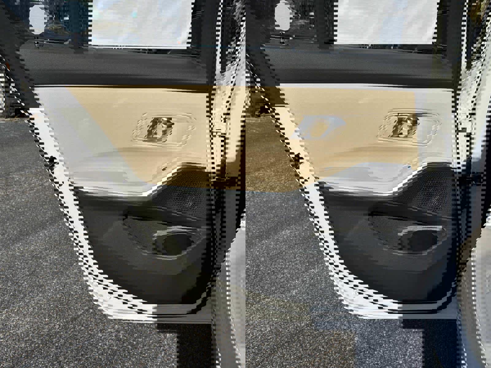 New 2026 BMW 330i Sedan w/ Premium Package image 11