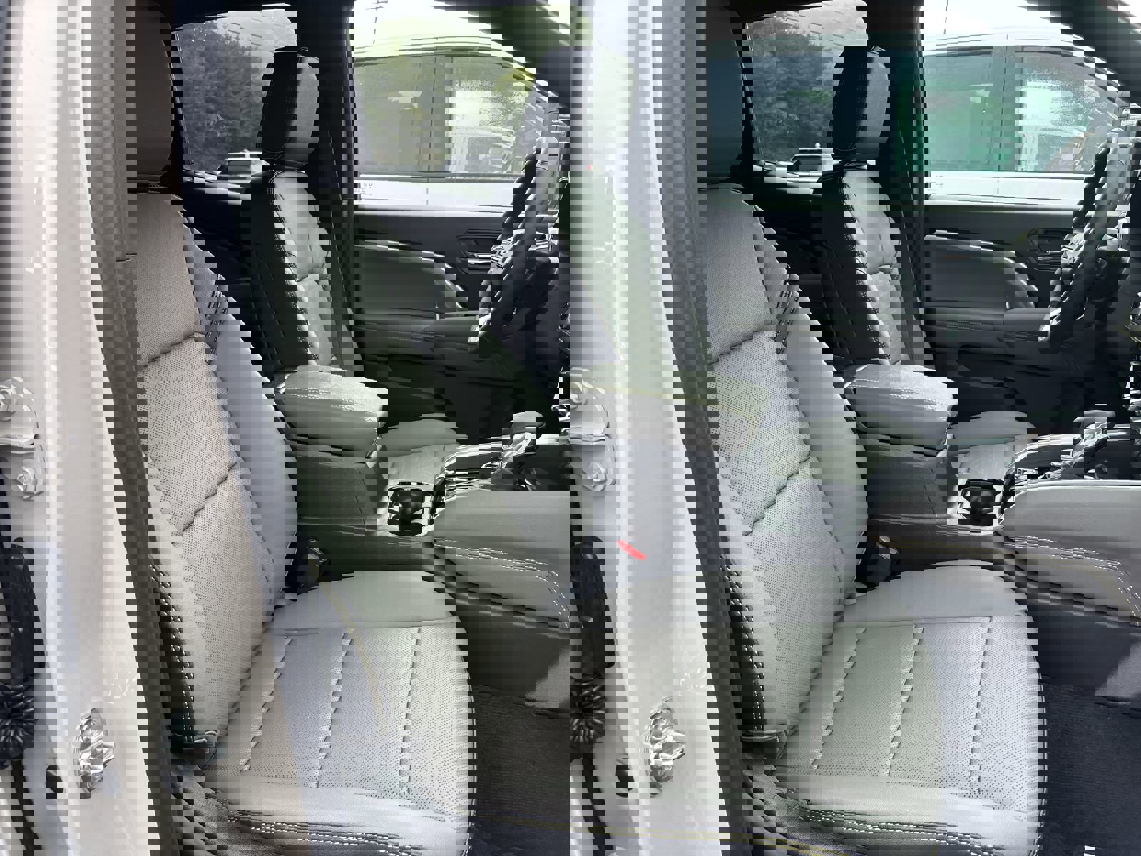 New 2026 Chevrolet Colorado ZR2 w/ Technology Package image 26