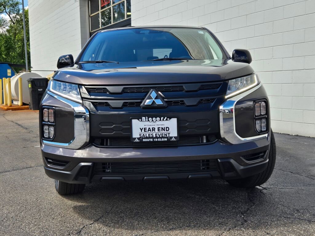 New 2025 Mitsubishi Outlander Sport LE image 2