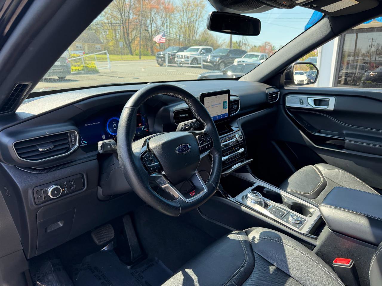 Used 2022 Ford Explorer ST w/ Equipment Group 401A image 10