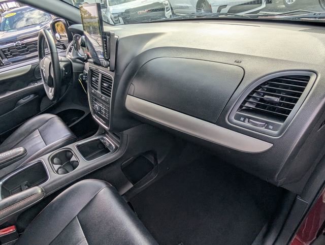 Used 2018 Dodge Grand Caravan GT image 20