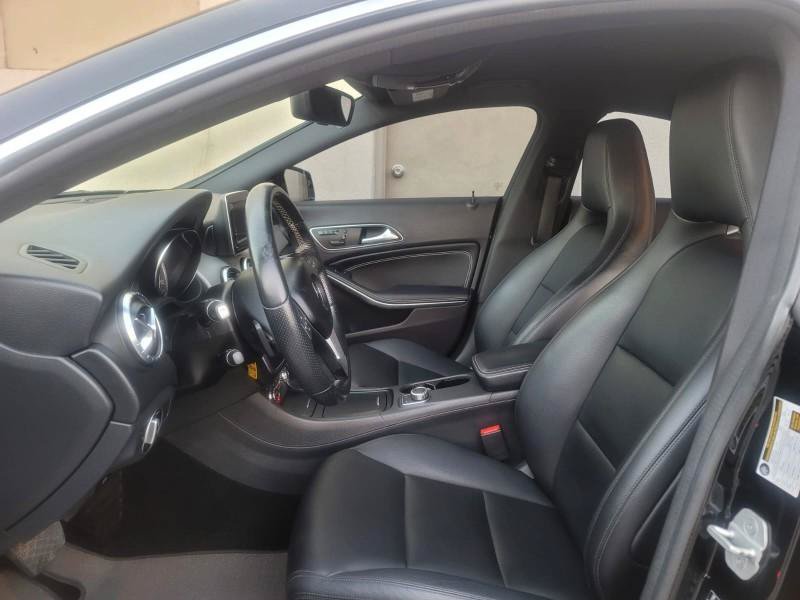 Used 2014 Mercedes-Benz CLA 250 4MATIC image 10