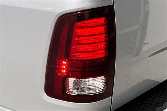 Used 2018 RAM 1500 Sport w/ Sport Premium Group image 40