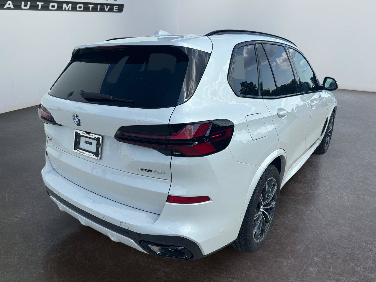 New 2026 BMW X5 xDrive40i w/ Executive Package AWD/4WD image 13