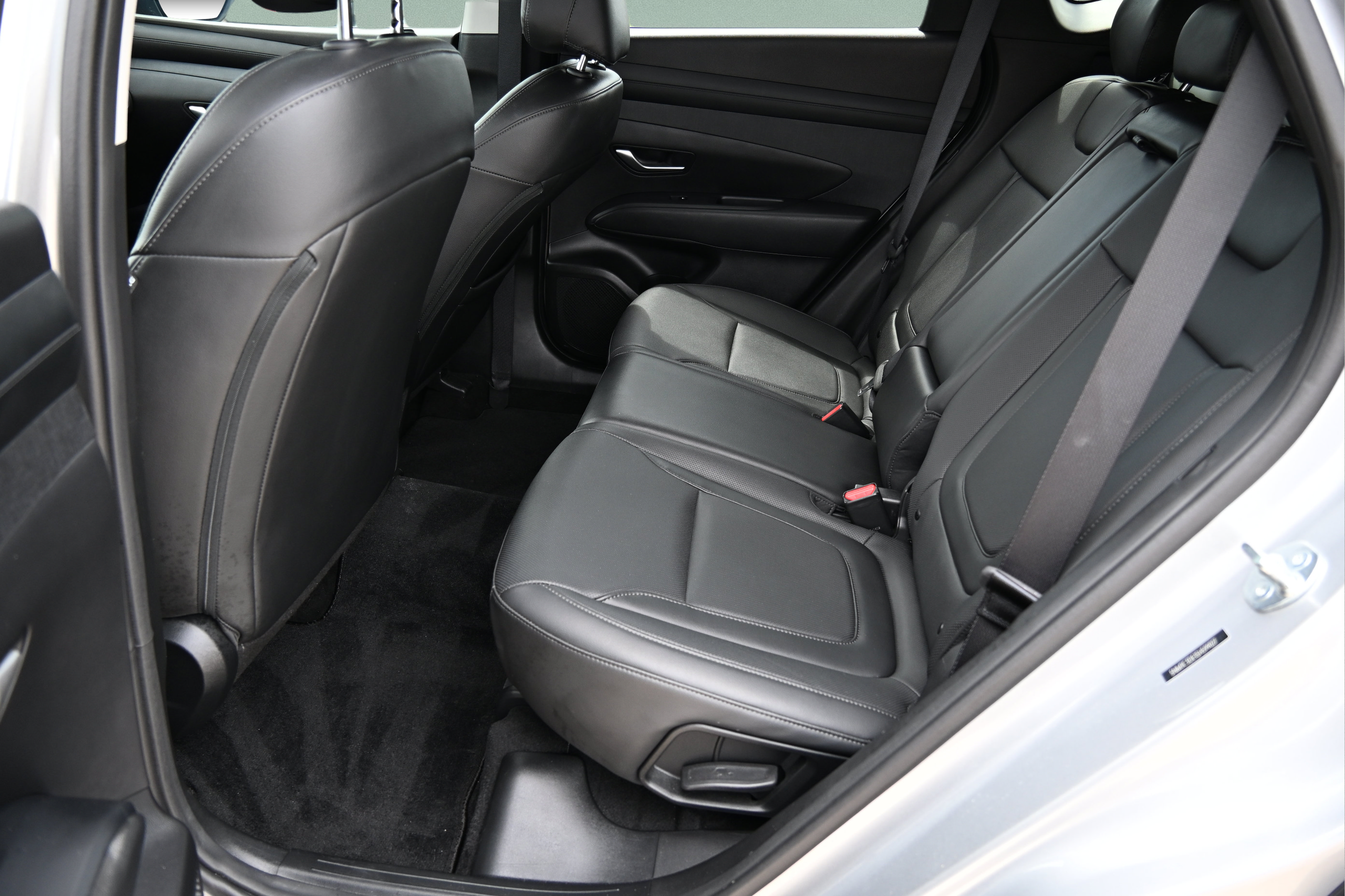 Used 2025 Hyundai Tucson SEL FWD image 16