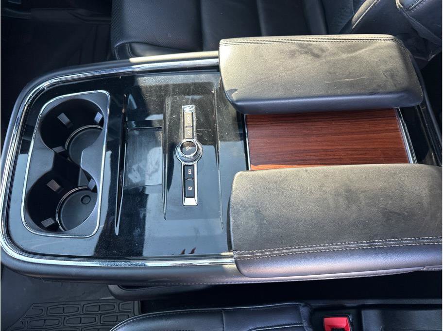 Used 2019 Lincoln Navigator L Reserve image 22