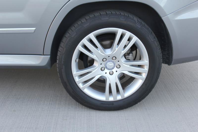 Used 2015 Mercedes-Benz GLK 350 2WD image 43