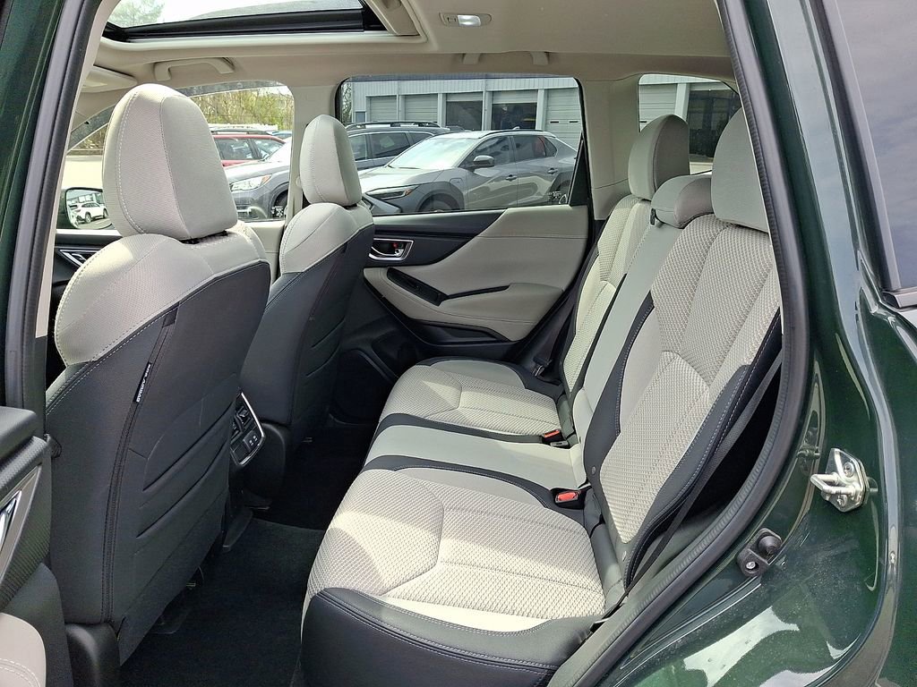 Used 2022 Subaru Forester Premium image 13