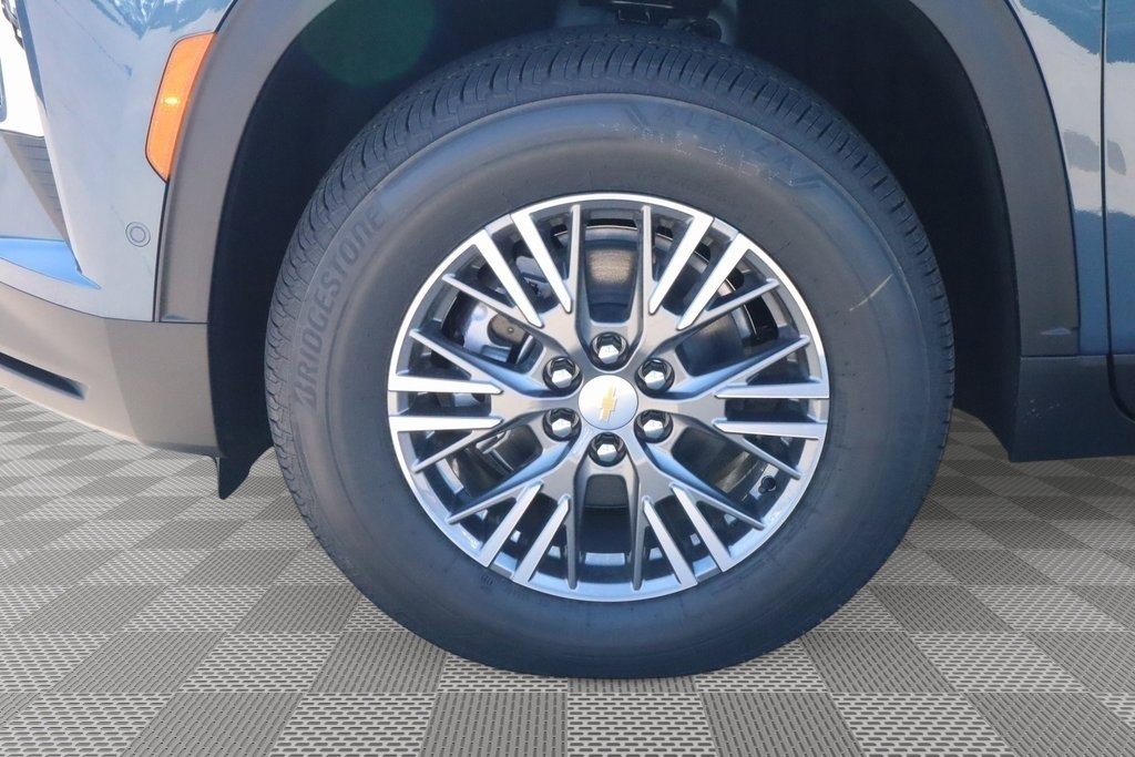 New 2026 Chevrolet Traverse LT image 17