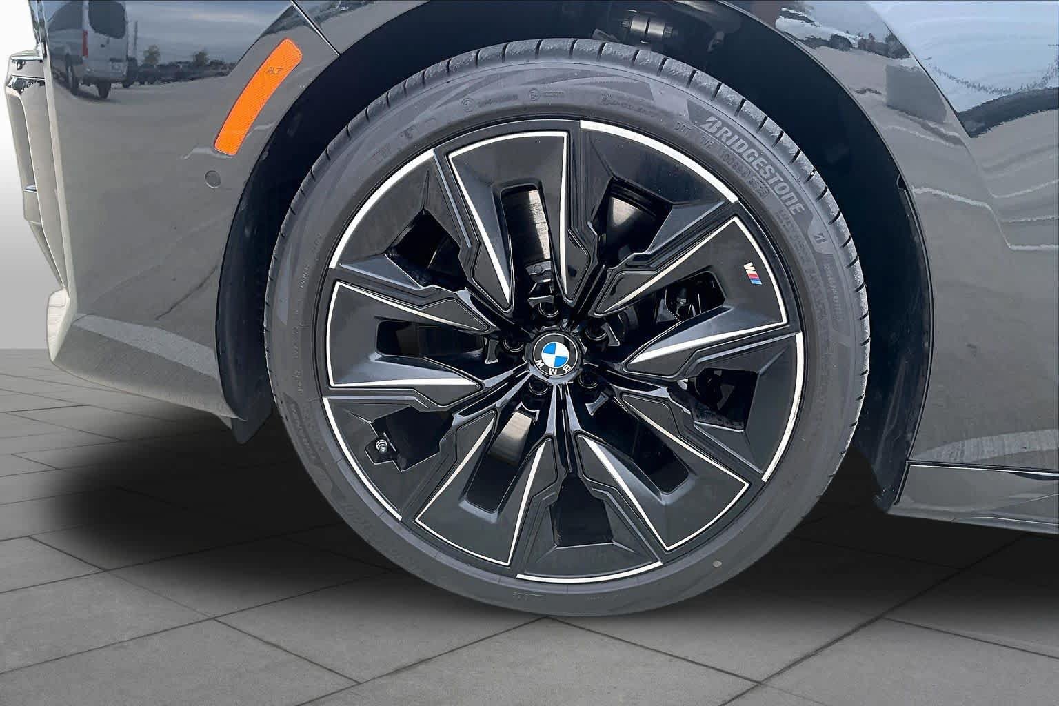 Used 2026 BMW 760i xDrive AWD/4WD image 10