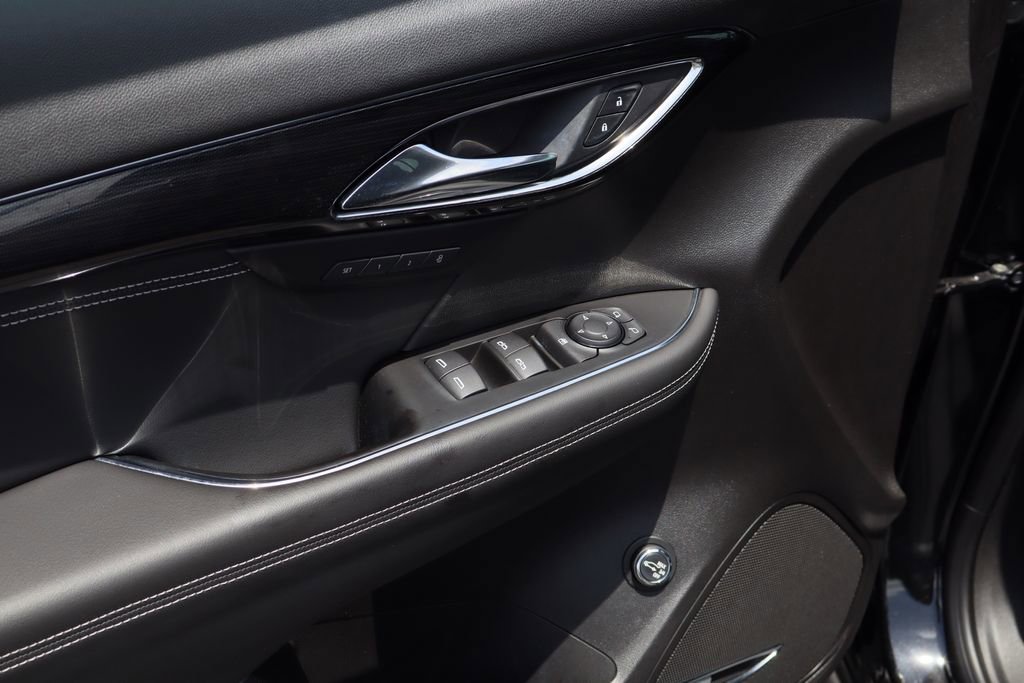 Certified 2022 Buick Envision Essence w/ Technology Package I FWD image 19