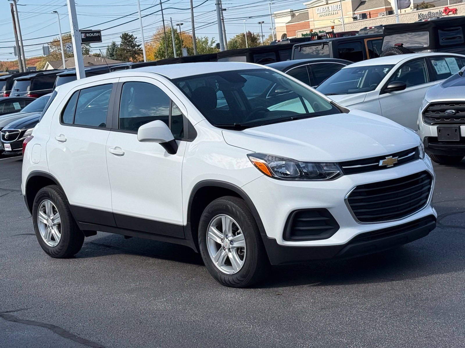 Used 2021 Chevrolet Trax LS AWD/4WD image 4