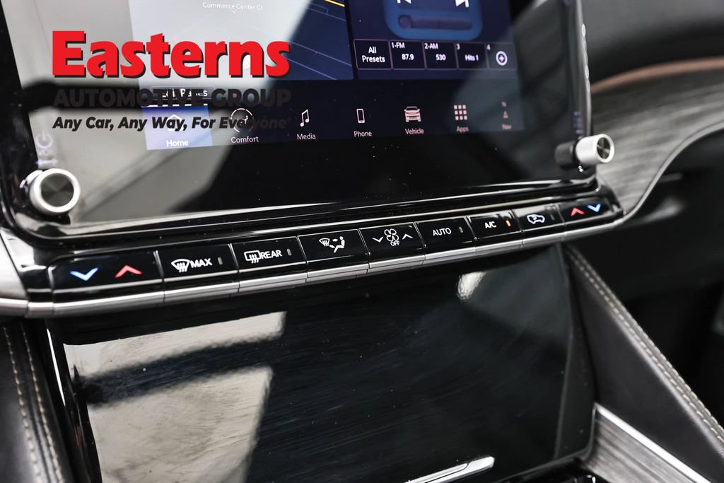 Used 2024 Jeep Wagoneer Series III w/ Premium Group I AWD/4WD image 20