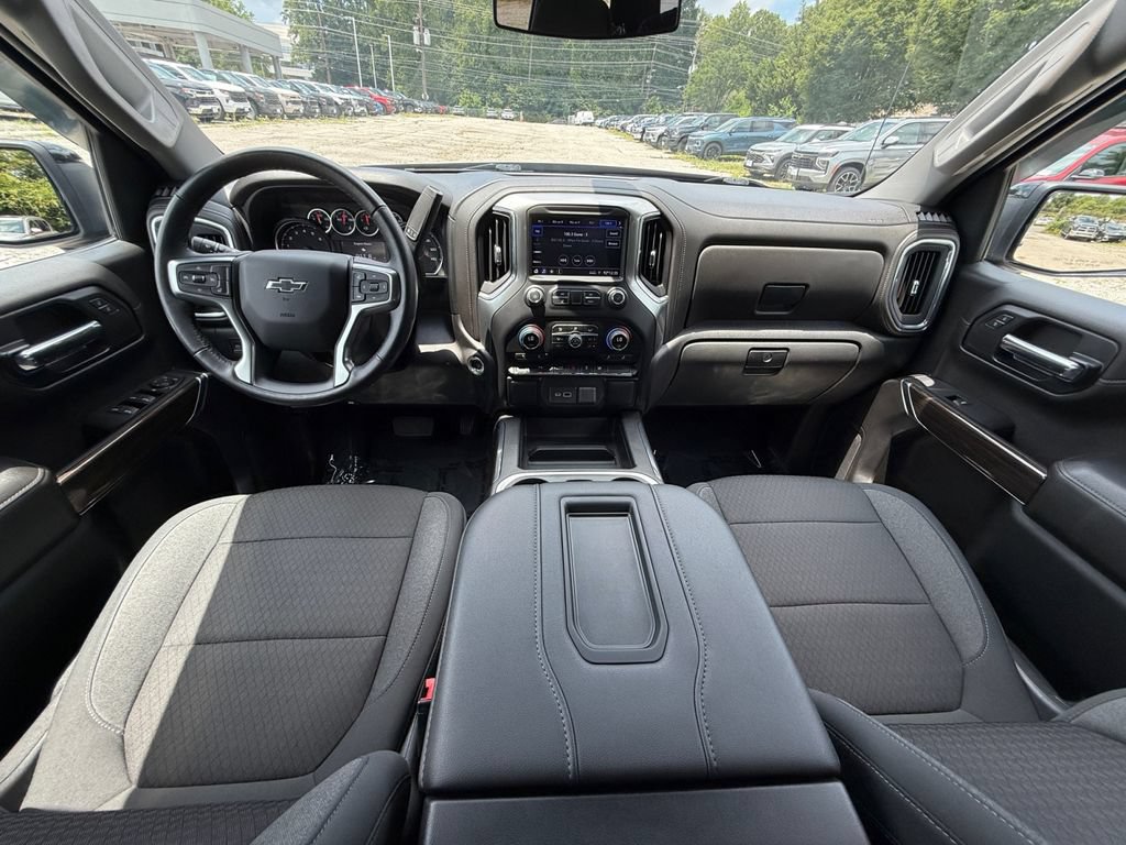 Used 2022 Chevrolet Silverado 1500 RST w/ LPO, Blackout Package AWD/4WD image 25